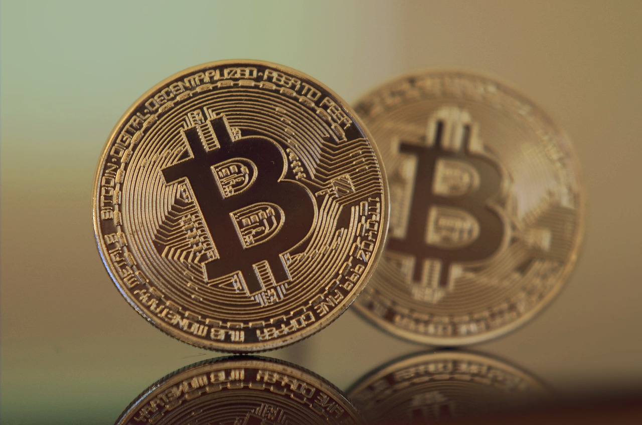 澳门特马开奖开奖结果历史记录查询,经济方案解析_理财版56.55.35-10
